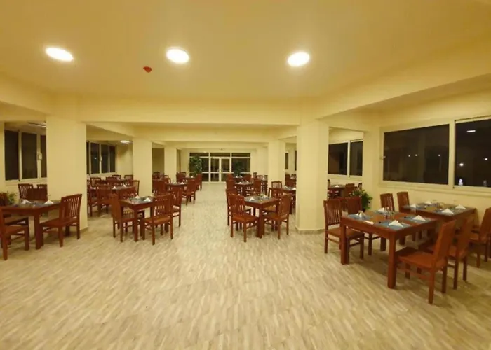 Resort In Fanar De Luna شاليهات فنار دي لونا