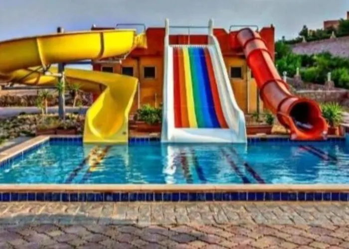 In Fanar De Luna شاليهات فنار دي لونا Resort Ain Sukhna