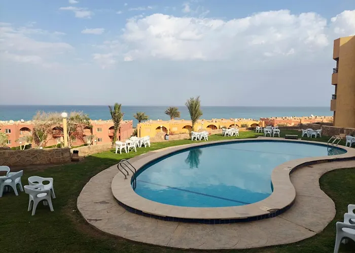 In Fanar De Luna شاليهات فنار دي لونا Resort