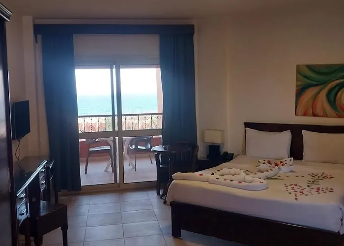 In Fanar De Luna شاليهات فنار دي لونا *